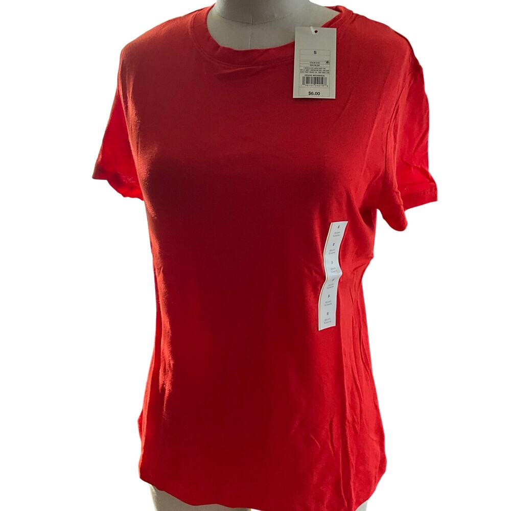 2 Bogo women’s red t shirts NEW in bag with tags small